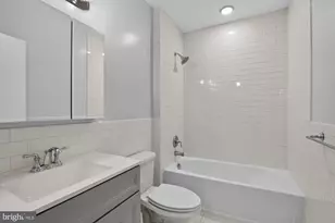 541 N Orianna St, Philadelphia, PA 19123 - Photo 12