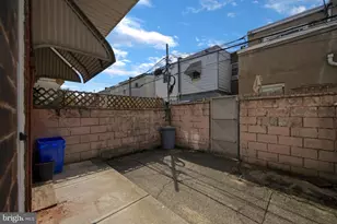2416 S 16th St, Philadelphia, PA 19145 - Photo 26