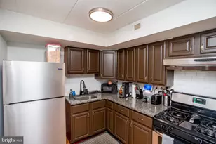 7755 Oxford Ave, Philadelphia, PA 19111 - Photo 12
