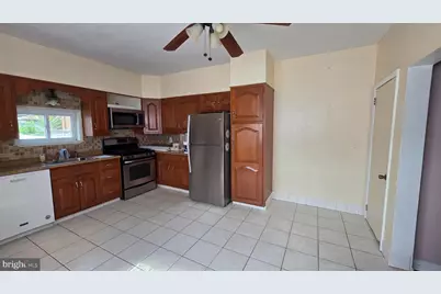 1128 Bleigh Avenue, Philadelphia, PA 19111 - Photo 10