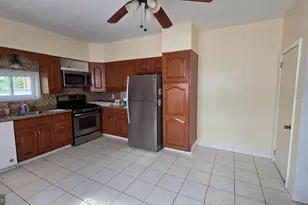 1128 Bleigh Ave, Philadelphia, PA 19111 - Photo 10