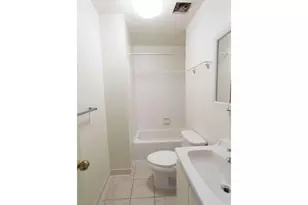 427 Vine St, Philadelphia, PA 19106 - Photo 6