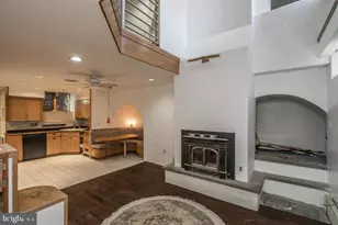 618 S Front St, Philadelphia, PA 19147 - Photo 6