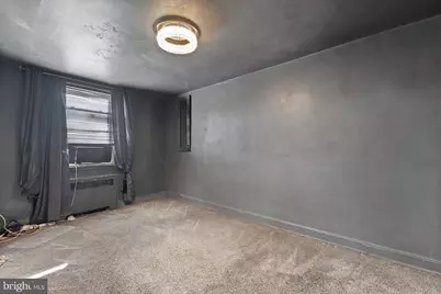 2038 S 69th Street, Philadelphia, PA 19142 - Photo 18