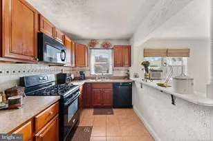 2038 S 69th St, Philadelphia, PA 19142 - Photo 10