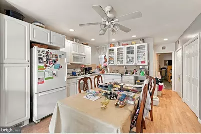 927 W Shunk Street, Philadelphia, PA 19148 - Photo 4