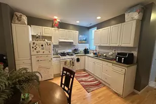 927 W Shunk St, Philadelphia, PA 19148 - Photo 2