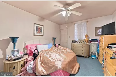 927 W Shunk Street, Philadelphia, PA 19148 - Photo 6