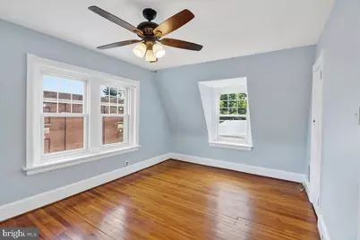 18 W Gravers Lane, Philadelphia, PA 19118 - Photo 24