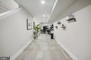 2608 Manton St, Philadelphia, PA 19146 - Photo 36