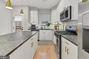 2608 Manton St, Philadelphia, PA 19146 - Photo 8
