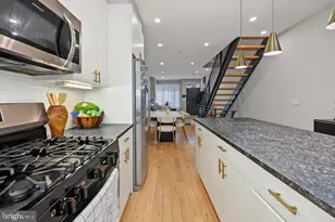 2608 Manton St, Philadelphia, PA 19146 - Photo 10