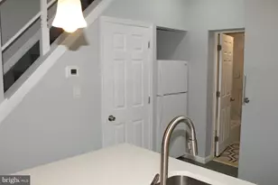 2546 W Seltzer St, Philadelphia, PA 19132 - Photo 4