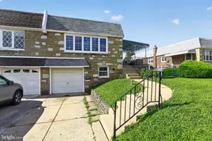 9952 Woodfern Rd, Philadelphia, PA 19115 - Photo 2