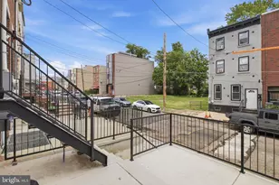 2216 N Franklin St, Philadelphia, PA 19133 - Photo 14