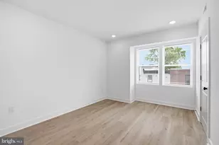 2216 N Franklin St, Philadelphia, PA 19133 - Photo 10