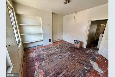 2738 W Glenwood Avenue, Philadelphia, PA 19121 - Photo 10