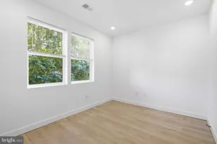 2554 N 12th St, Philadelphia, PA 19133 - Photo 2