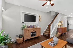 4531 Smick St, Philadelphia, PA 19127 - Photo 8