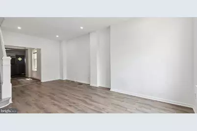 17 S 45th Street, Philadelphia, PA 19104 - Photo 4