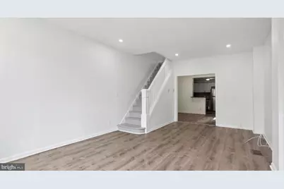 17 S 45th Street, Philadelphia, PA 19104 - Photo 2