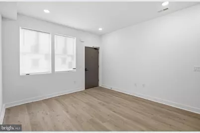 1020 W Arizona Street, Philadelphia, PA 19133 - Photo 4