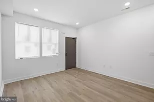 1020 W Arizona St, Philadelphia, PA 19133 - Photo 4