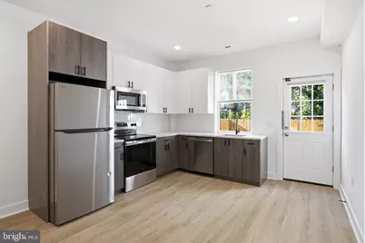 1020 W Arizona Street, Philadelphia, PA 19133 - Photo 6