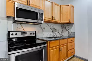 644 N 52nd St, Philadelphia, PA 19131 - Photo 4