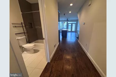 1217 Green Street #B, Philadelphia, PA 19123 - Photo 4
