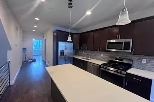 1217 Green St, Philadelphia, PA 19123 - Photo 8