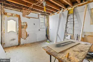 1304 S 10th St, Philadelphia, PA 19147 - Photo 10