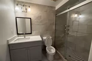 1023 Wallace St, Philadelphia, PA 19123 - Photo 12
