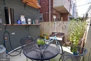 2019 Emily St, Philadelphia, PA 19145 - Photo 26