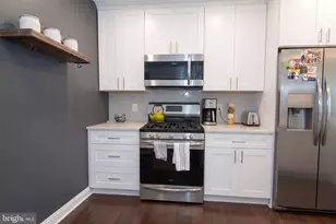 2019 Emily St, Philadelphia, PA 19145 - Photo 8
