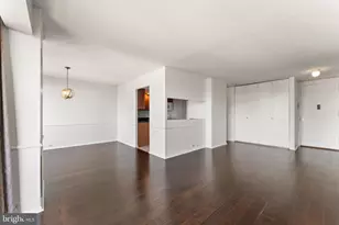 1326 Spruce St, Philadelphia, PA 19107 - Photo 2