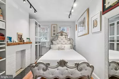 320 S Juniper Street, Philadelphia, PA 19107 - Photo 8