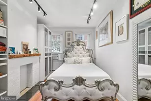 320 S Juniper St, Philadelphia, PA 19107 - Photo 8