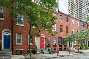 320 S Juniper St, Philadelphia, PA 19107 - Photo 2
