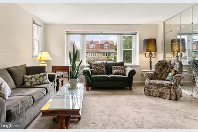 828 Brighton Street, Philadelphia, PA 19111 - Photo 4