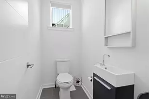 2709 Cambridge St, Philadelphia, PA 19130 - Photo 24