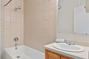 2601 Pennsylvania Ave, Philadelphia, PA 19130 - Photo 14