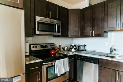 1430 South Street #UNIT 205, Philadelphia, PA 19146 - Photo 6