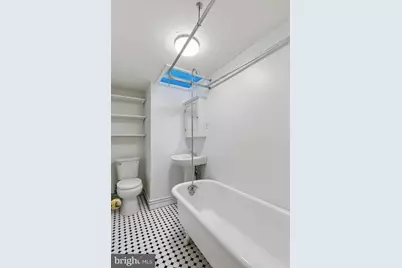 320 S Juniper Street #3, Philadelphia, PA 19107 - Photo 12