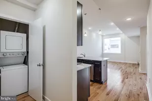 1430 South St, Philadelphia, PA 19146 - Photo 6