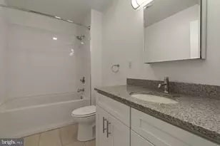 224 Church St, Philadelphia, PA 19106 - Photo 8