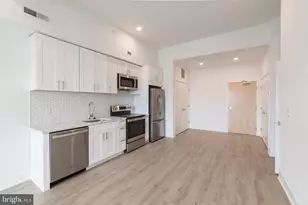 1622 Point Breeze Ave, Philadelphia, PA 19145 - Photo 4