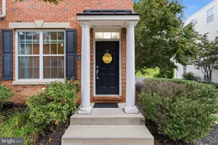 4427 Driftwood Dr, Philadelphia, PA 19129 - Photo 1