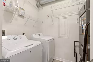 4427 Driftwood Dr, Philadelphia, PA 19129 - Photo 36