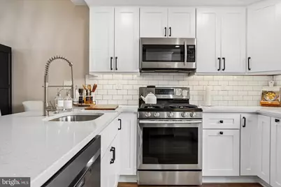 1314 S Fairhill Street, Philadelphia, PA 19147 - Photo 10